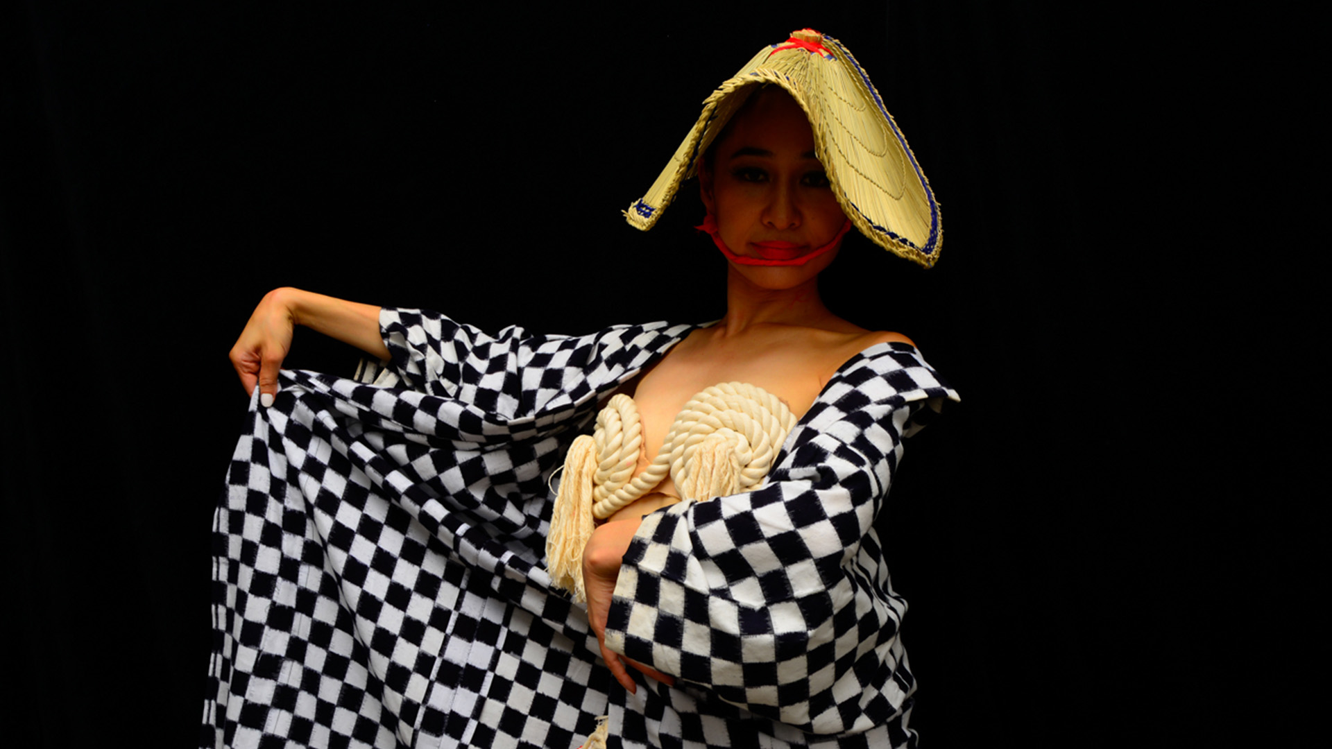 Kendine dönmenin hareket hâli: NOURAH ve Ruhani BellyDance  profile